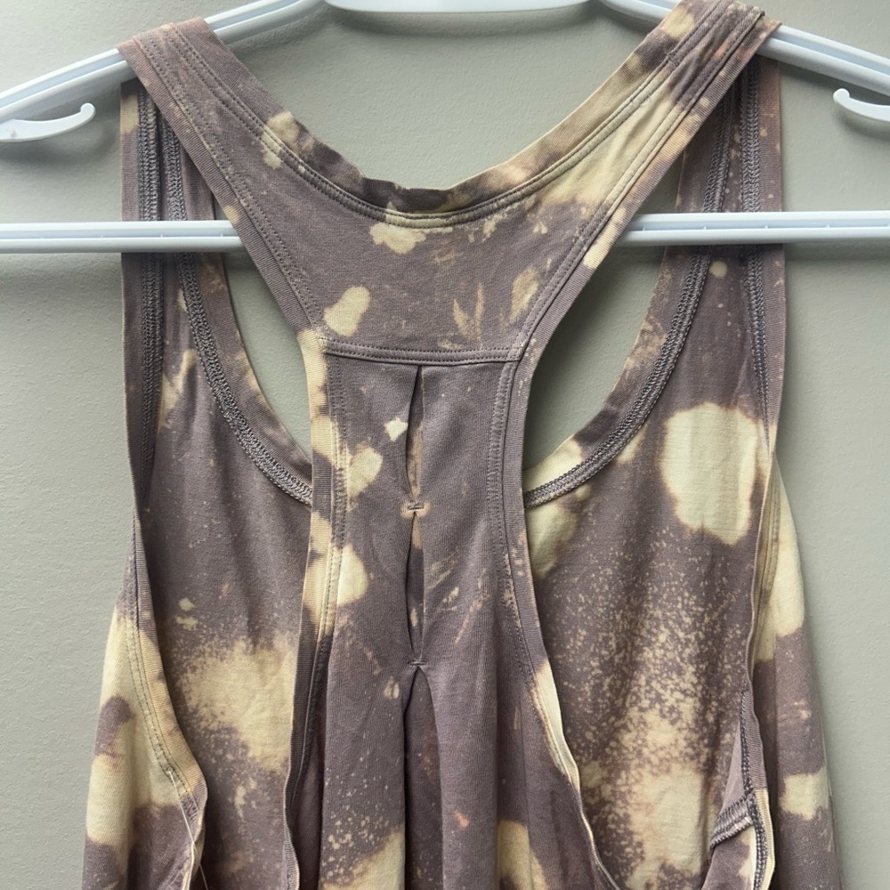 Lululemon Racerback‎ Tie Dye Tank - Picture 4 of 4